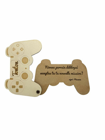 Carte en bois Manette – Demande Parrain personnalisée